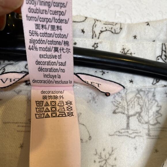 Victoria’s Secret Winter Animal Scene Fantasy Pajama Set EUC Sz M 2 Piece - Picture 4 of 16